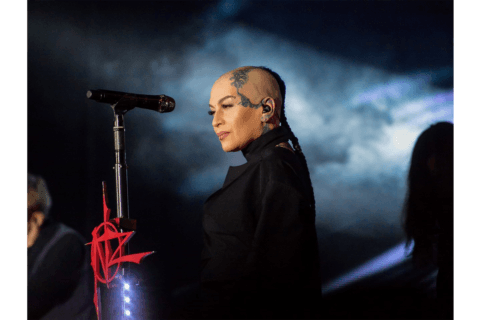 nargiz-zakirova-v-barnaule