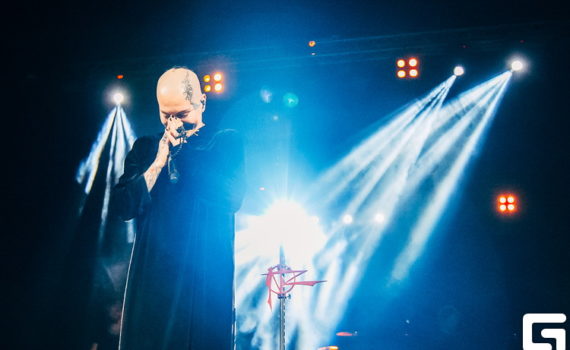 Nargiz-v-barnaule-na-gastrolyah