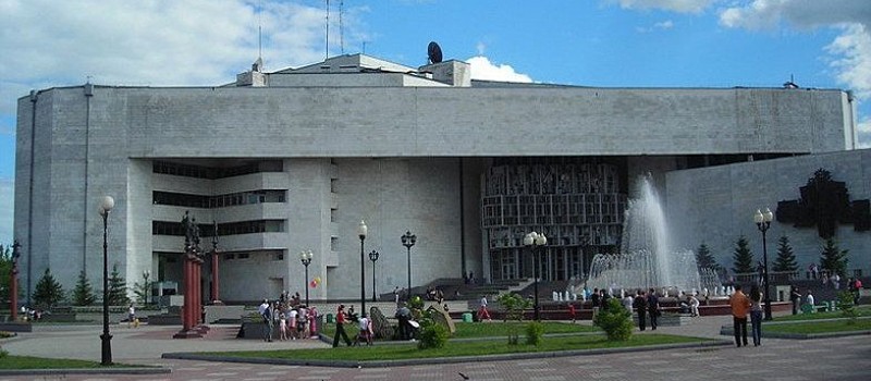 Ploshhadki-Birobidzhanskaya-oblastnaya-filarmoniya