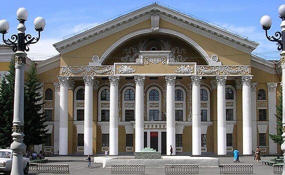 Gorodskoj-Dvorets-Kultury-Bijska