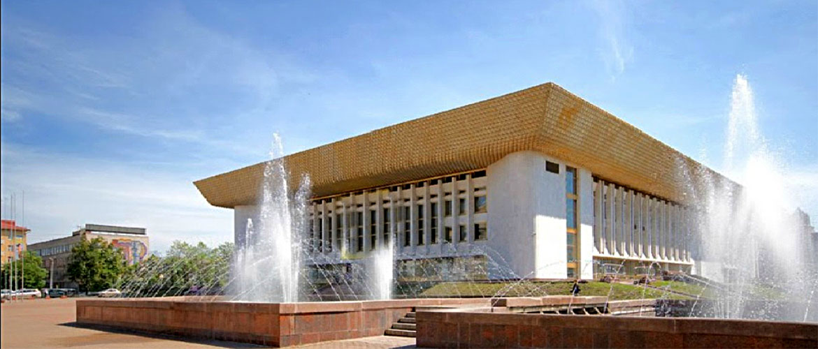 Gosudarstvennyj-kontsertnyj-zal-Bashkortostan